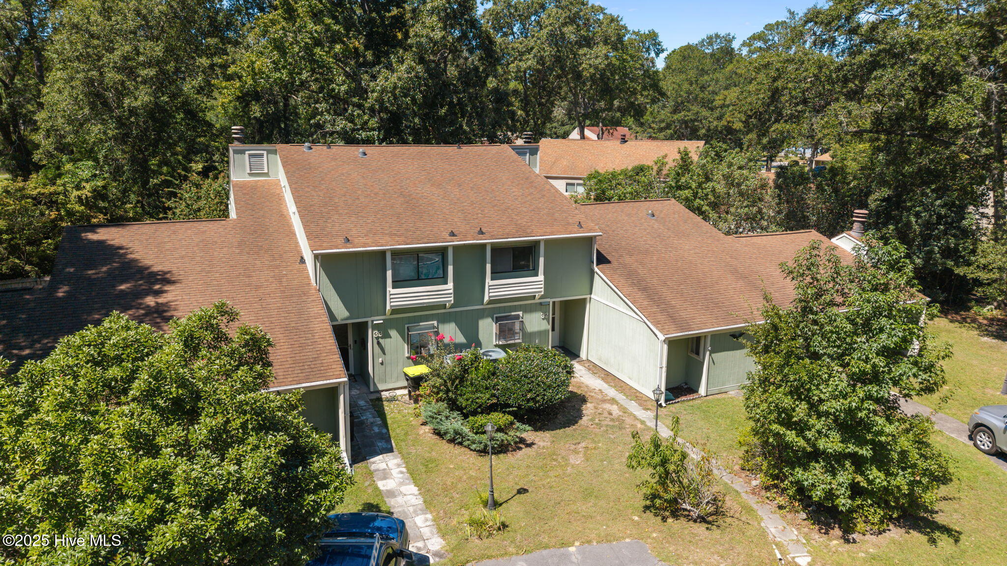 32 Quarterdeck Townes New Bern, NC 28562 - Photo 5 of 38 6-web-or-mls-DJI_20250903124736_0953_D