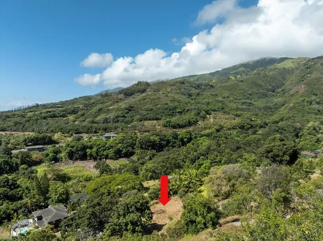 $530,000 | 182 River Road, Wailuku, HI 96793