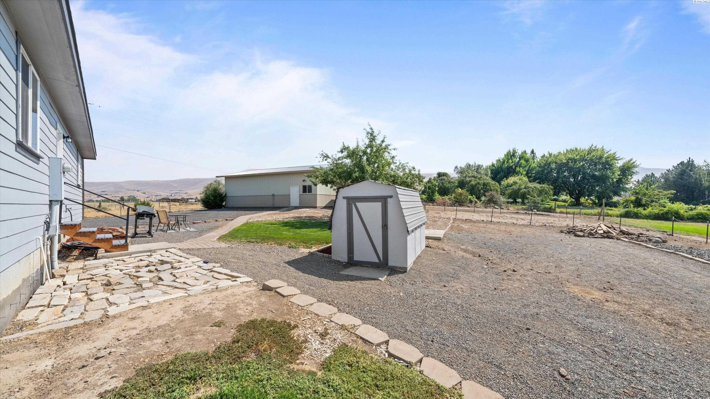 173403 West Byron Road Prosser, WA 99350 - Photo 27 of 42 Gallery Image 27