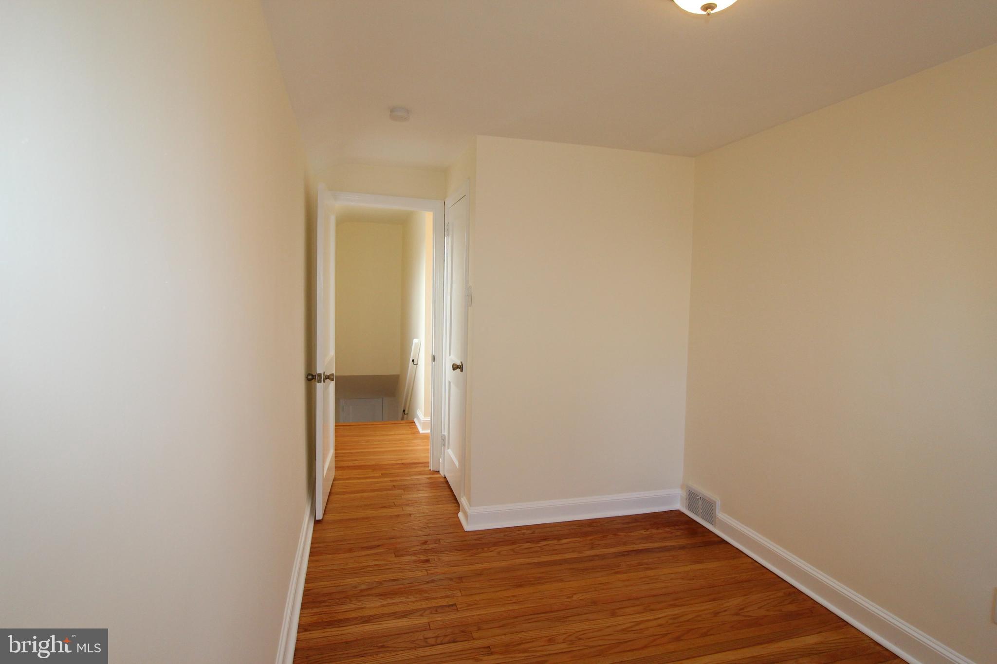 415 East Manoa Road Havertown, PA 19083 - Photo 15 of 22