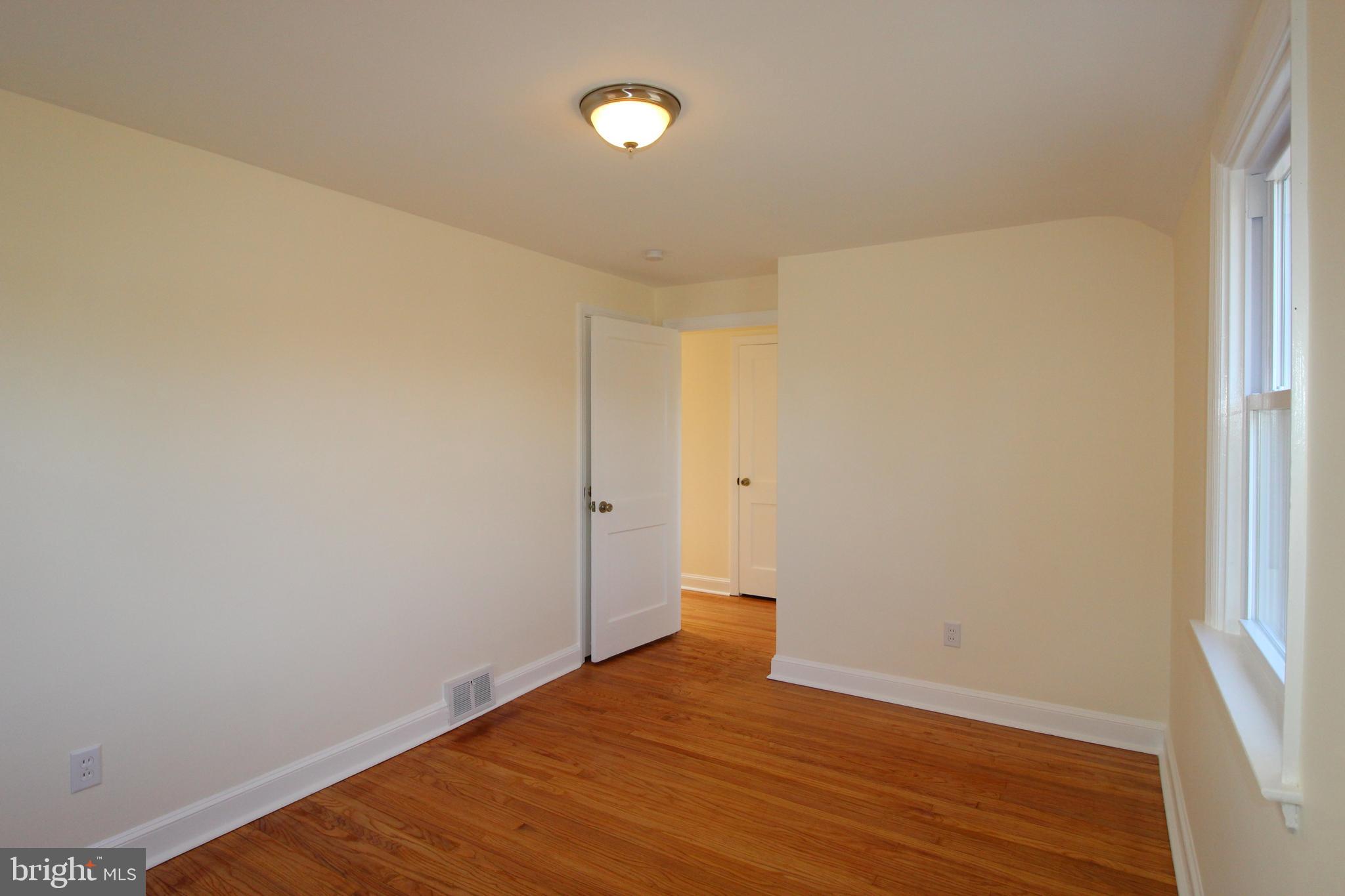415 East Manoa Road Havertown, PA 19083 - Photo 18 of 22