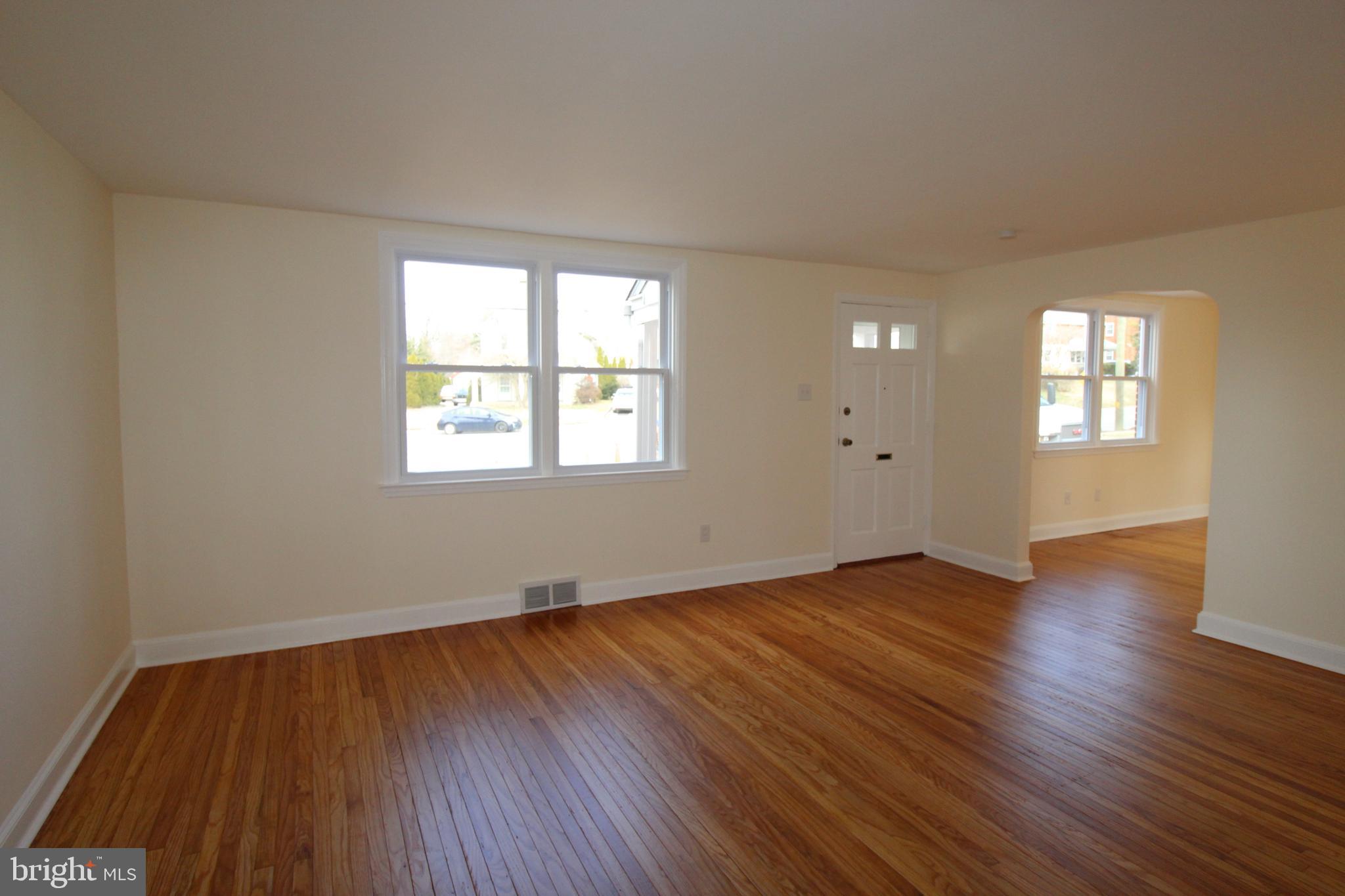 415 East Manoa Road Havertown, PA 19083 - Photo 9 of 22