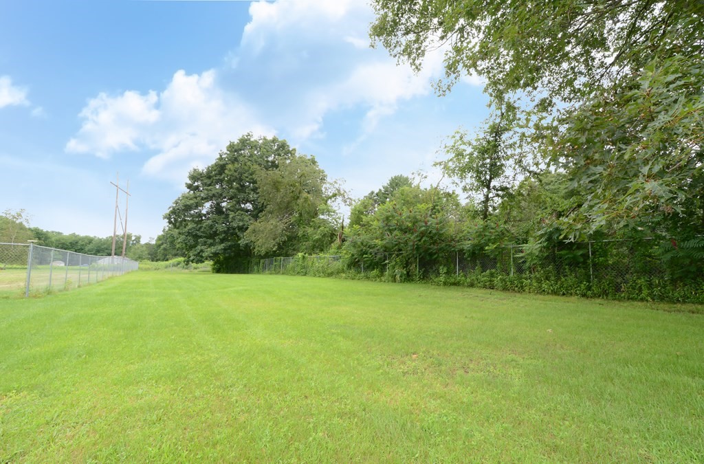 65 Washington Road Brimfield, MA 01010 - Photo 23 of 30