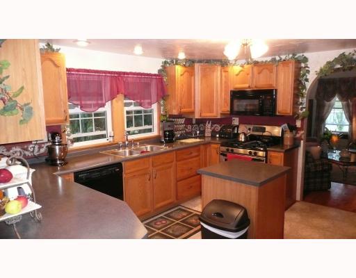 258 Chicora Road Butler, PA 16001 - Photo 3 of 18 Kitchen.
