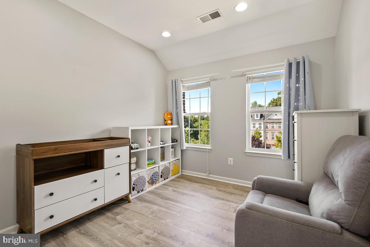 9836 Solar Course Laurel, MD 20723 - Photo 25 of 43