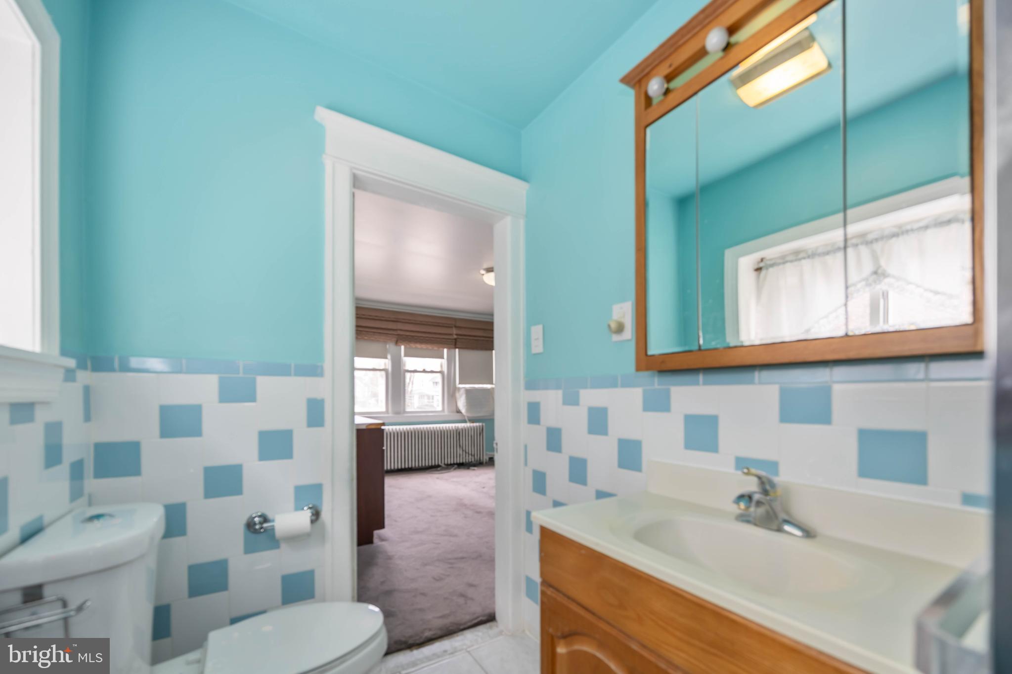 537 Elm Avenue Upper Darby, PA 19082 - Photo 24 of 30 a bathroom with a sink toilet and shower