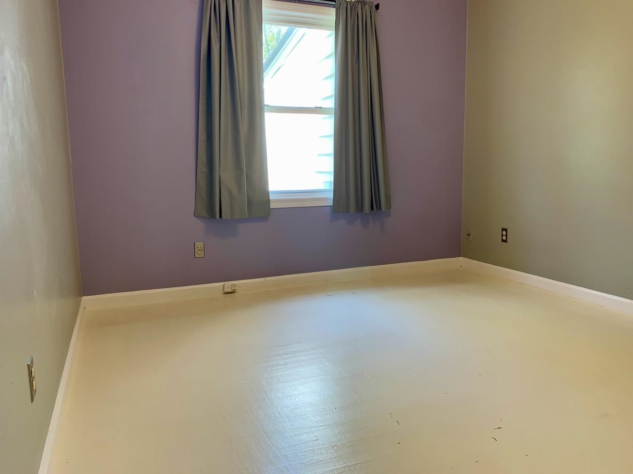 1229 Wilmore Road Memphis, TN 38117 - Photo 16 of 20 an empty room with a window