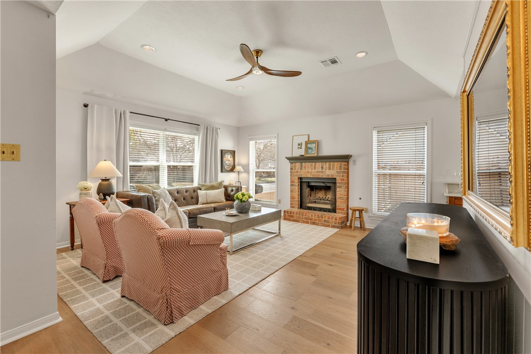 4713 Kensington Road Bryan, TX 77802 - Photo 2 of 44