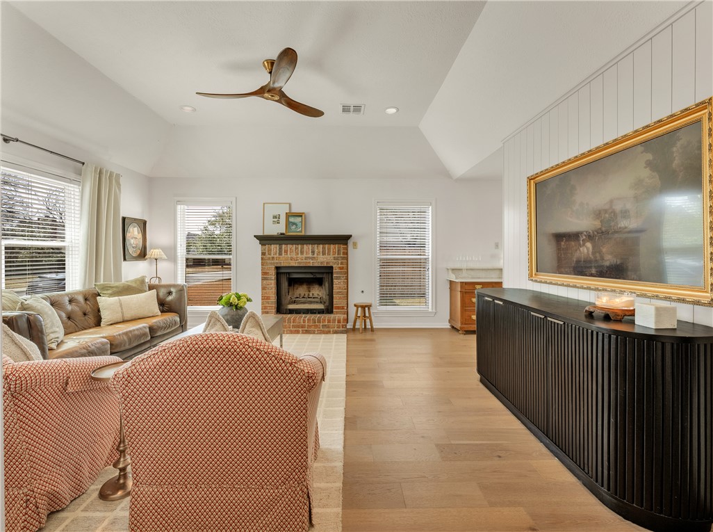 4713 Kensington Road Bryan, TX 77802 - Photo 3 of 44