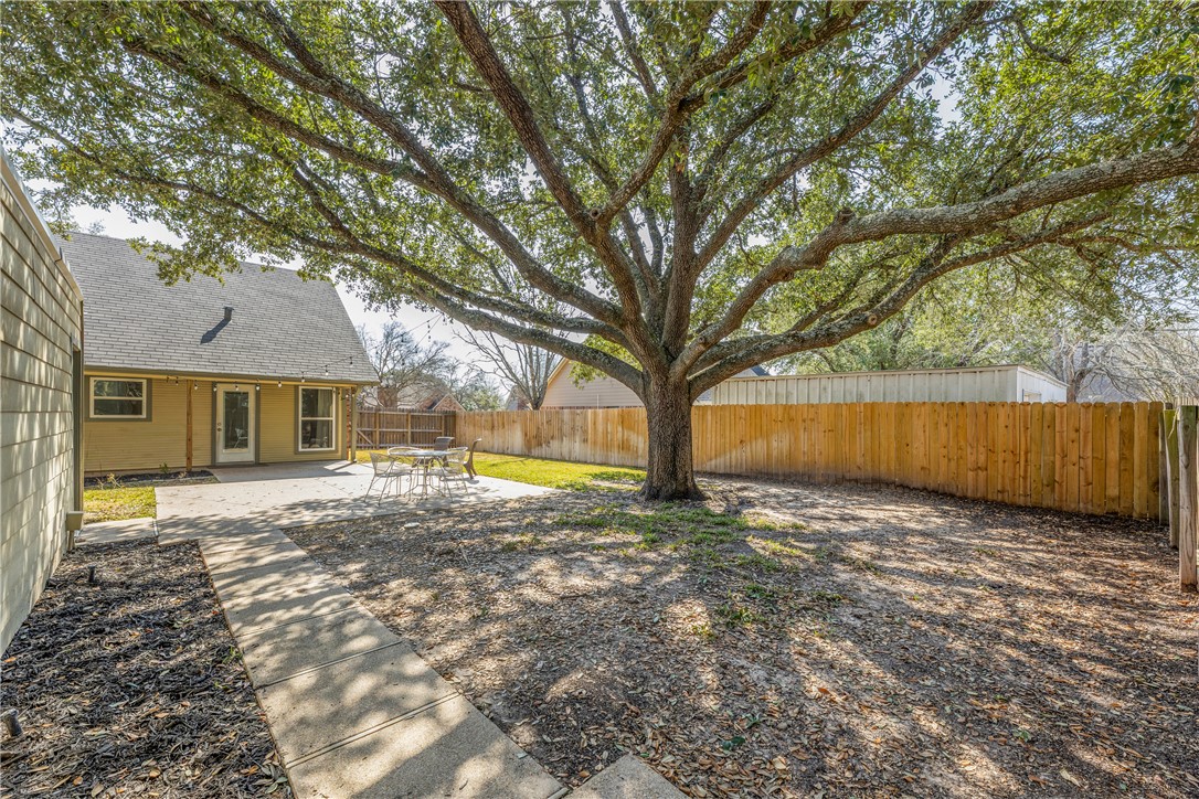 4713 Kensington Road Bryan, TX 77802 - Photo 38 of 44