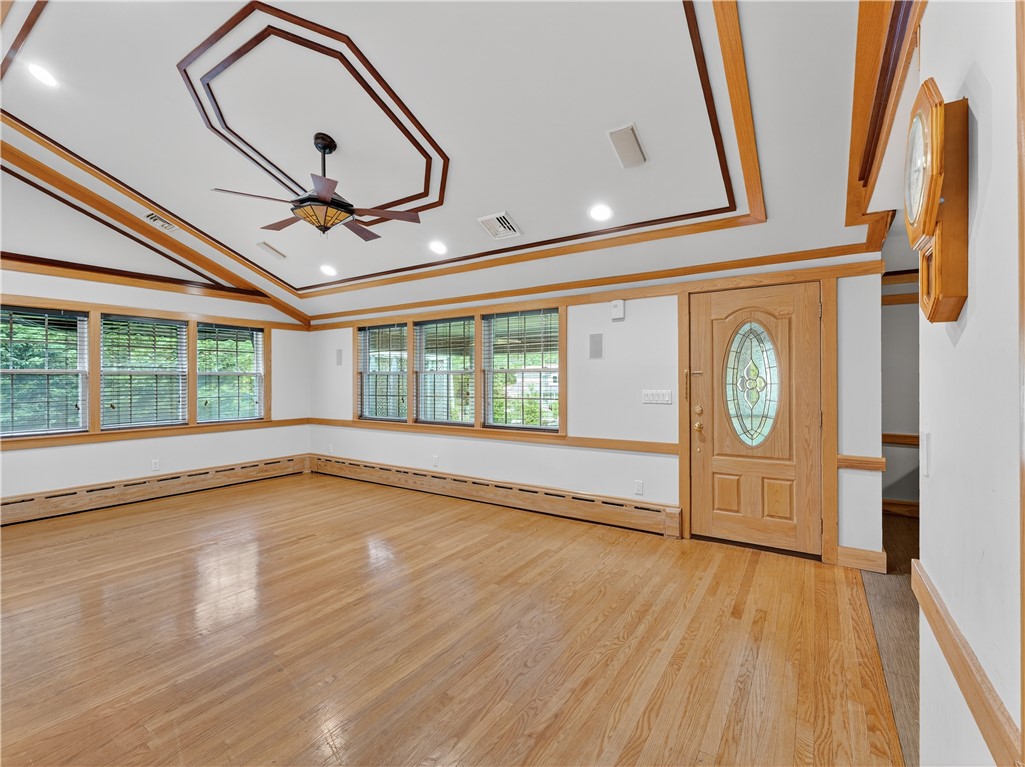 239 Bulgarmarsh Road Tiverton, RI 02878 - Photo 11 of 36