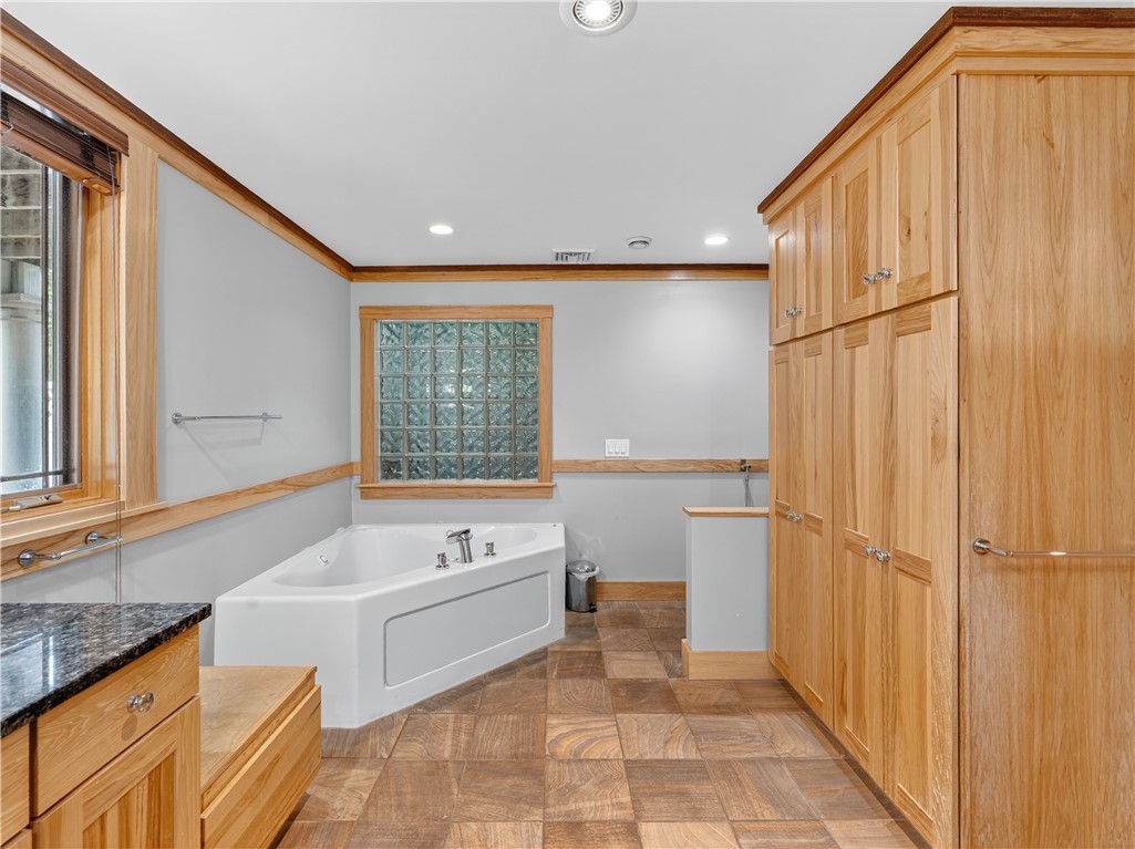 239 Bulgarmarsh Road Tiverton, RI 02878 - Photo 15 of 36