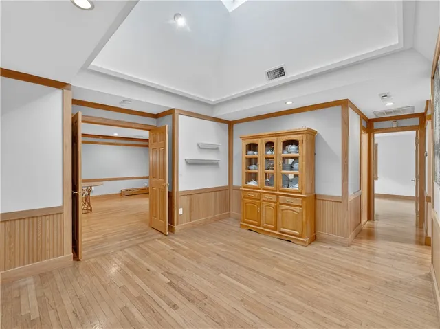 $5,000 | 239 Bulgarmarsh Road, Tiverton, RI 02878