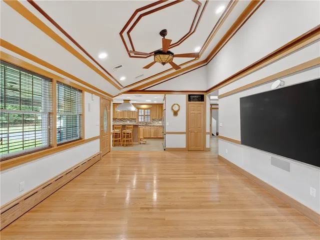 $5,000 | 239 Bulgarmarsh Road, Tiverton, RI 02878