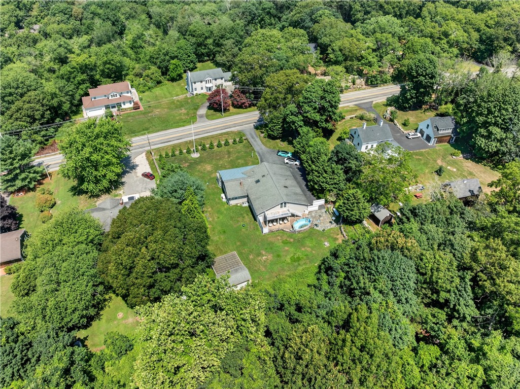 239 Bulgarmarsh Road Tiverton, RI 02878 - Photo 4 of 36