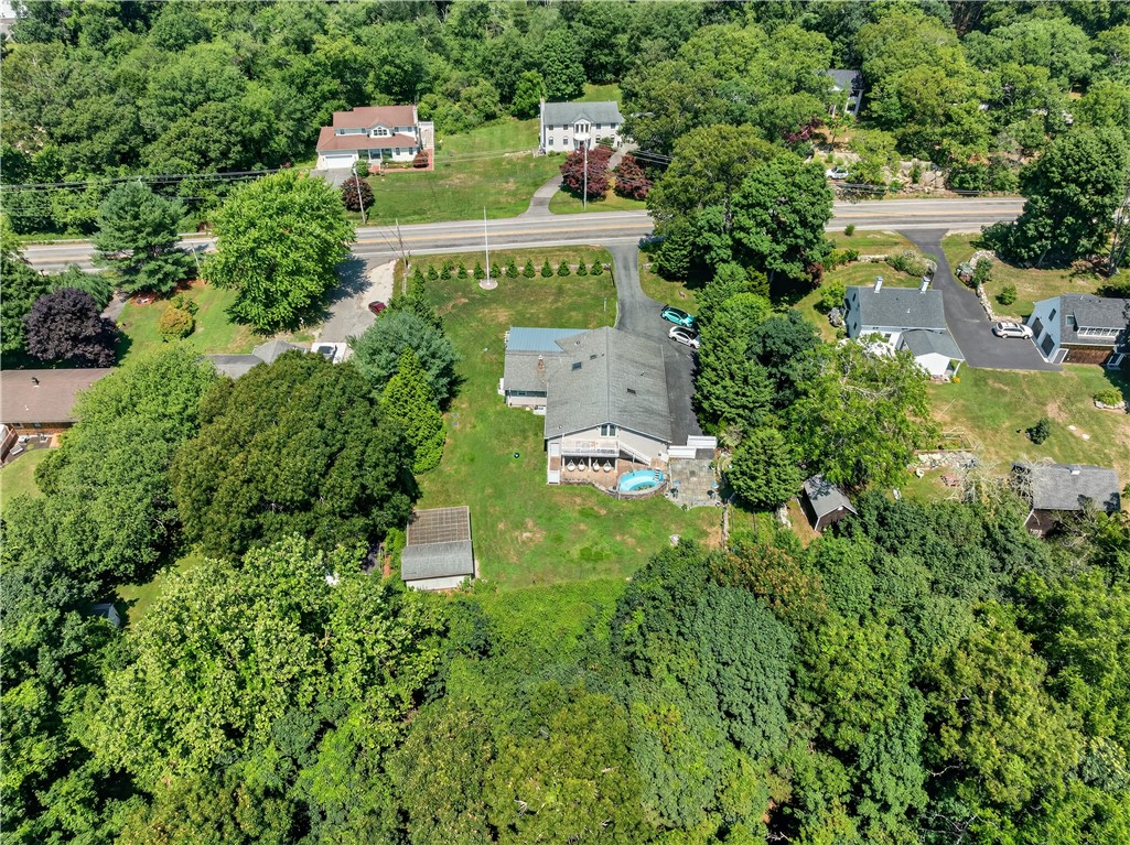 239 Bulgarmarsh Road Tiverton, RI 02878 - Photo 5 of 36