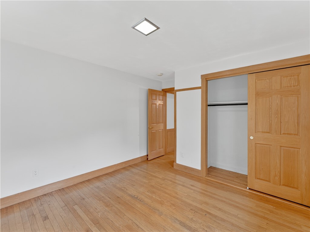 239 Bulgarmarsh Road Tiverton, RI 02878 - Photo 9 of 36