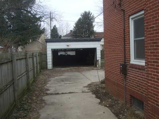 927 Berkeley Road Columbus, OH 43206 - Photo 2 of 10 Gallery Image 2