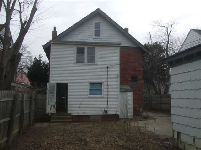 927 Berkeley Road Columbus, OH 43206 - Photo 3 of 10 Gallery Image 3