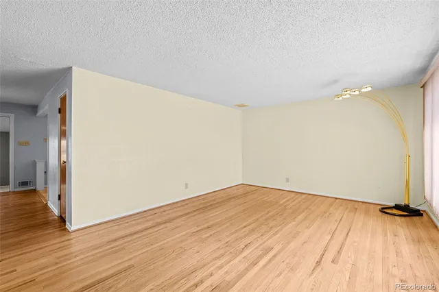 $400,000 | 3219 Uvalda Street, Aurora, CO 80011