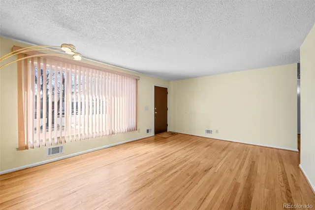 $400,000 | 3219 Uvalda Street, Aurora, CO 80011