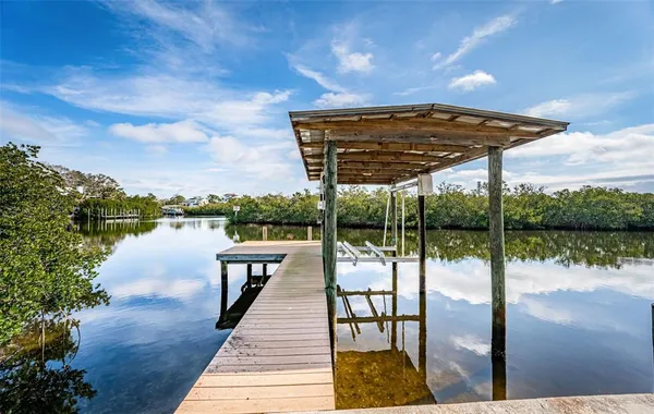 $815,000 | 624 North Mayo Street, Palm Harbor, FL 34683