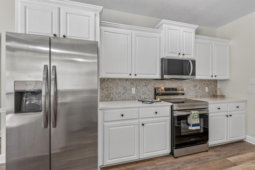 2657 Horseshoe Cove Road Waverly, GA 31565 - Photo 25 of 55 Kitchen View