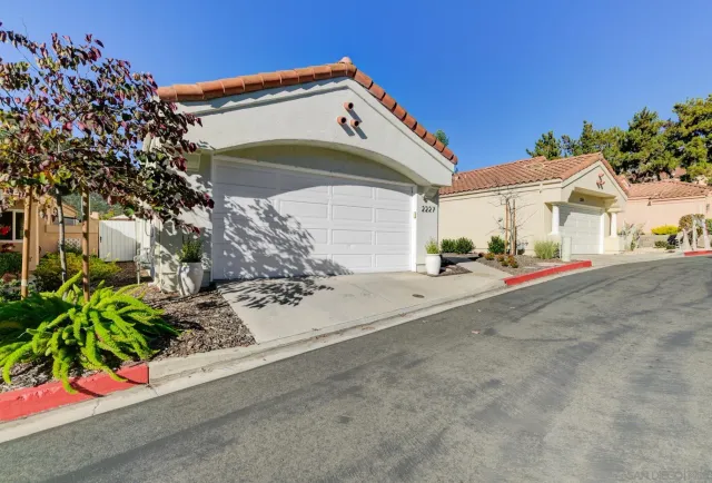 $799,999 | 2227 Medina Glen, Escondido, CA 92026