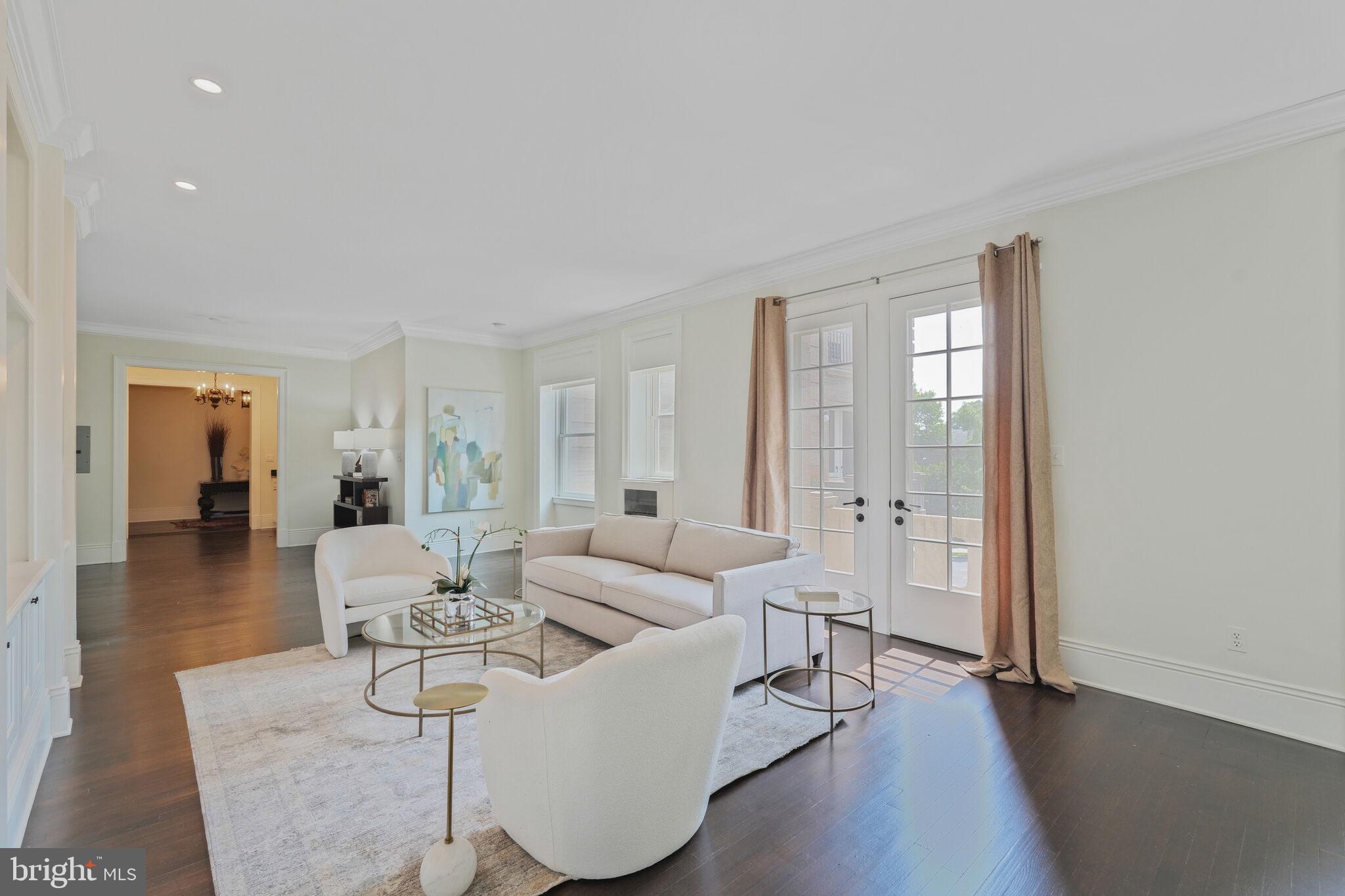 3426 16th Street Northwest, Unit 201 & 202 Washington, DC 20010 - Photo 17 of 37 Family Room