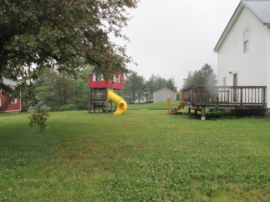 23 Division Street Rutland, VT 05701 - Photo 3 of 15