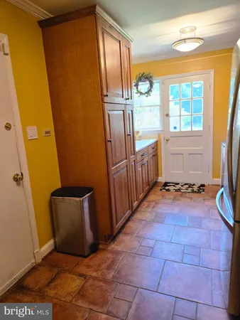 $1,895,000 | 10810 Burbank Drive, Potomac, MD 20854