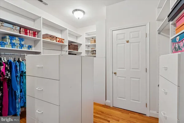 $1,895,000 | 10810 Burbank Drive, Potomac, MD 20854