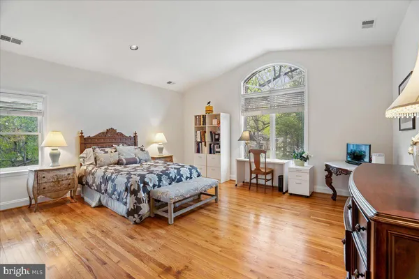 $1,895,000 | 10810 Burbank Drive, Potomac, MD 20854