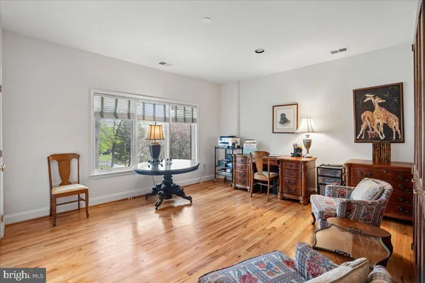 $1,895,000 | 10810 Burbank Drive, Potomac, MD 20854