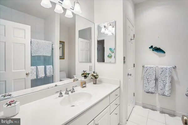 $1,895,000 | 10810 Burbank Drive, Potomac, MD 20854