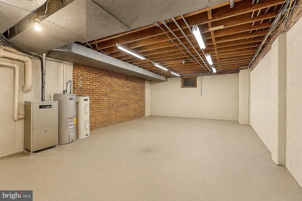 $1,895,000 | 10810 Burbank Drive, Potomac, MD 20854