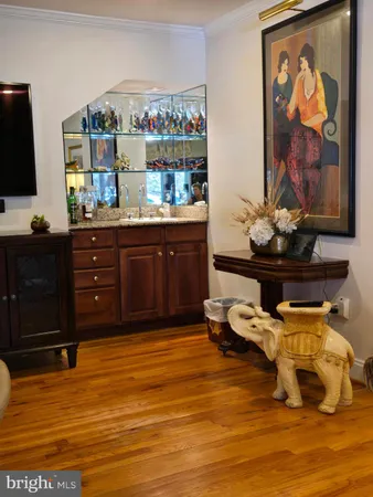 $1,895,000 | 10810 Burbank Drive, Potomac, MD 20854