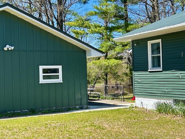 10158 South River Road Evart, MI 49631 - Photo 5 of 50 IMG_4528