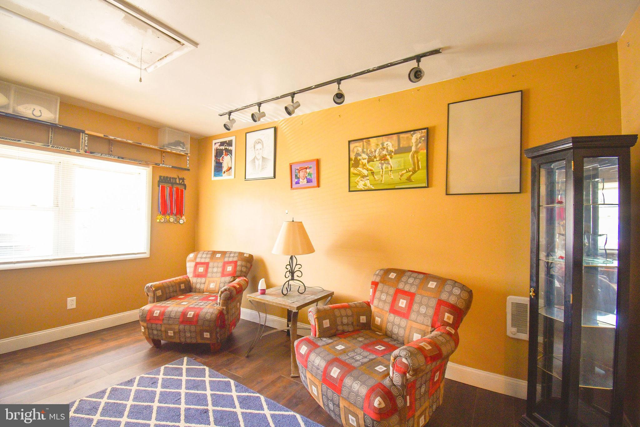 16 Jasmine Road Levittown, PA 19056 - Photo 13 of 32