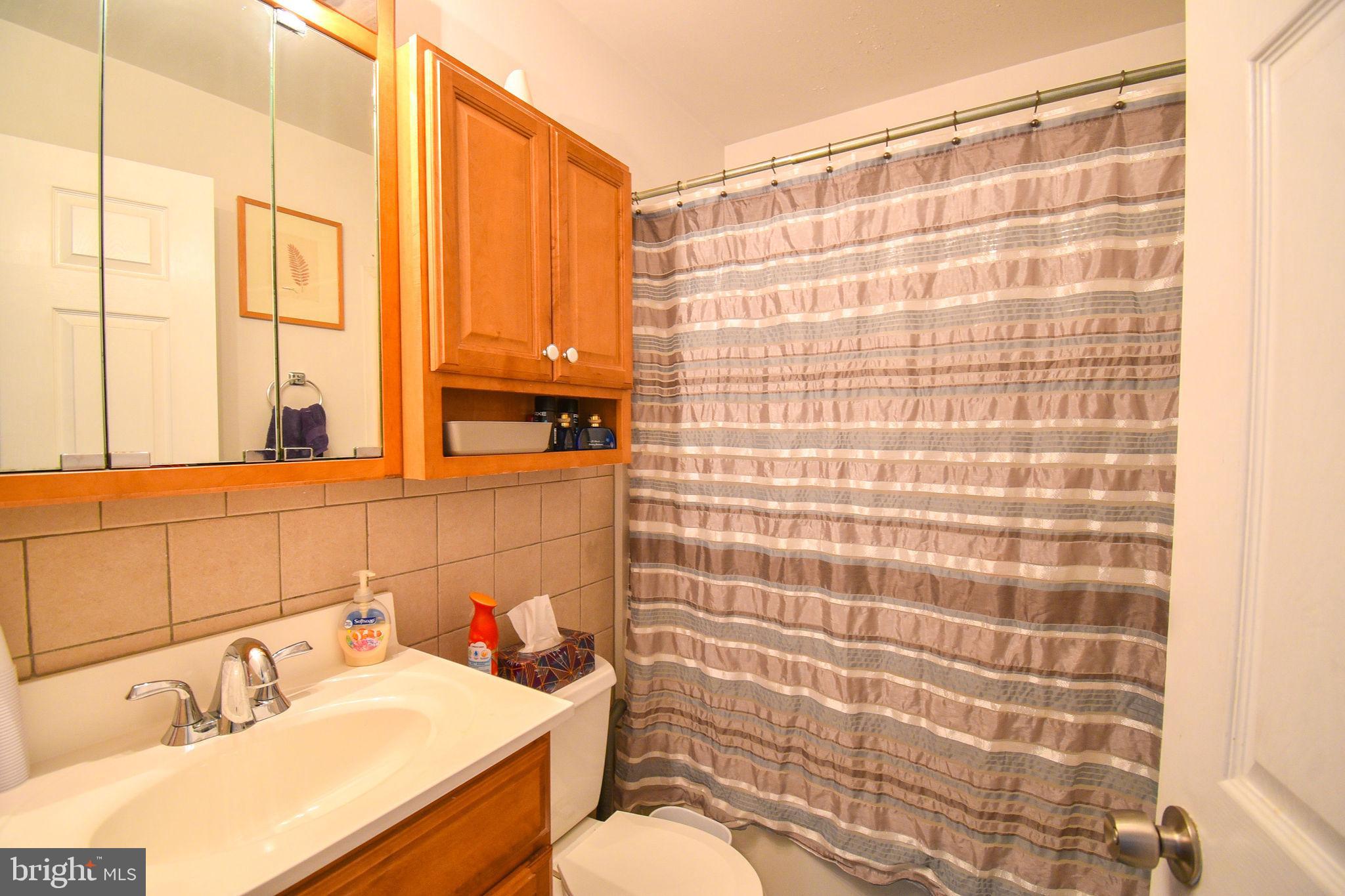 16 Jasmine Road Levittown, PA 19056 - Photo 20 of 32