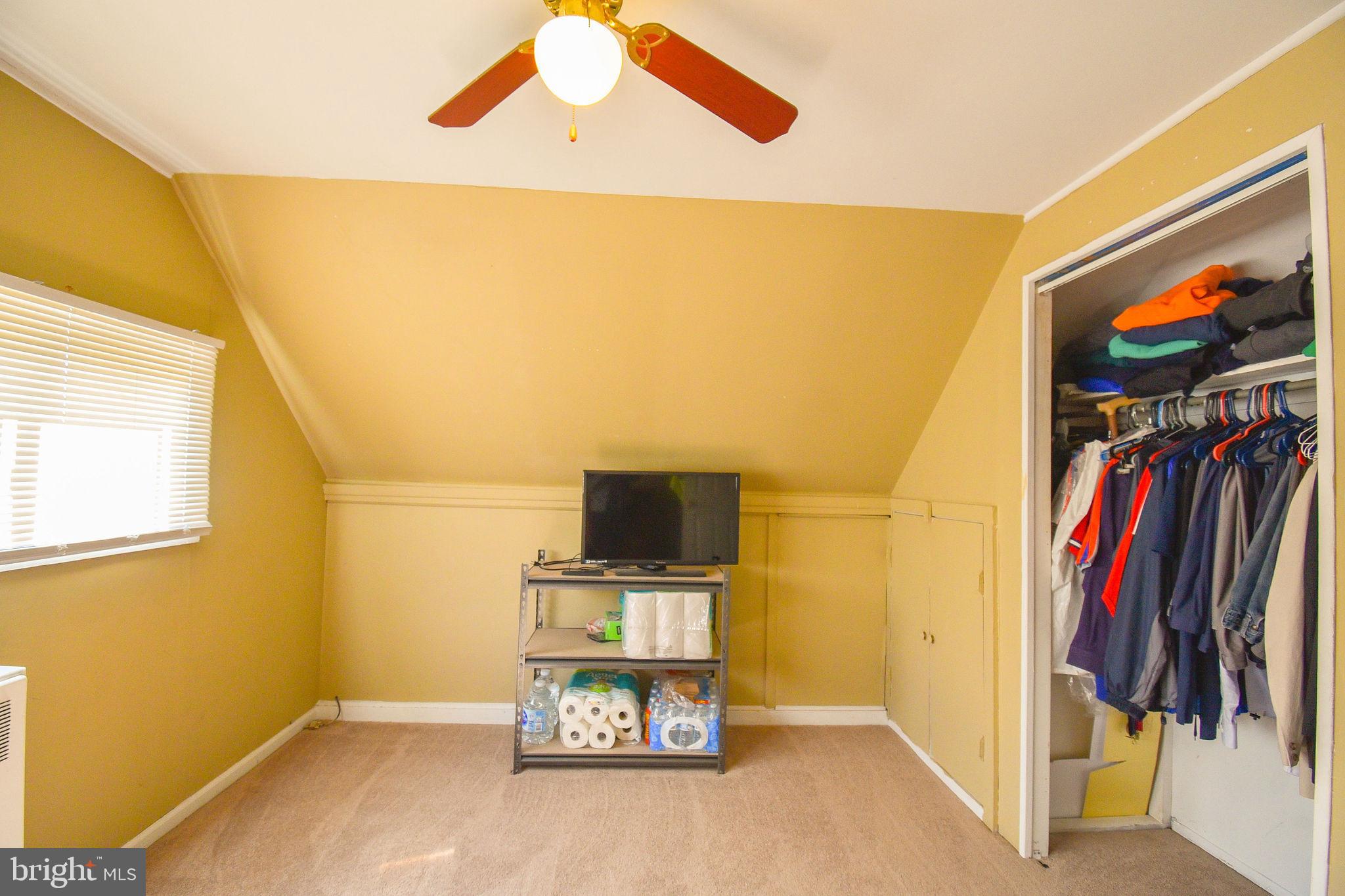 16 Jasmine Road Levittown, PA 19056 - Photo 21 of 32