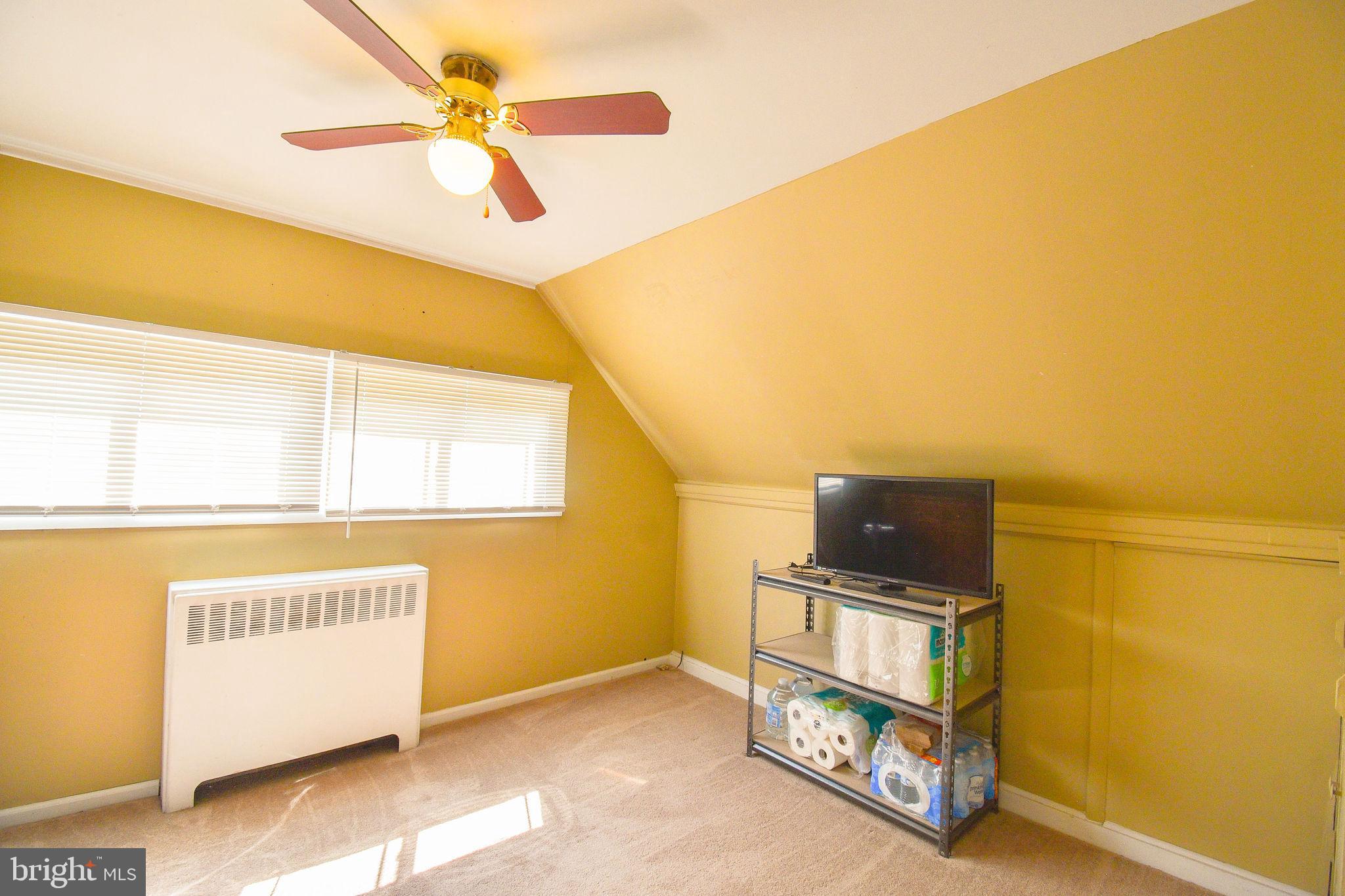 16 Jasmine Road Levittown, PA 19056 - Photo 22 of 32
