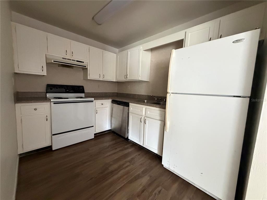 3924 Southwest 26th Drive, Unit 5 Gainesville, FL 32608 - Photo 12 of 14
