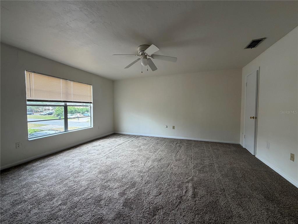 3924 Southwest 26th Drive, Unit 5 Gainesville, FL 32608 - Photo 8 of 14