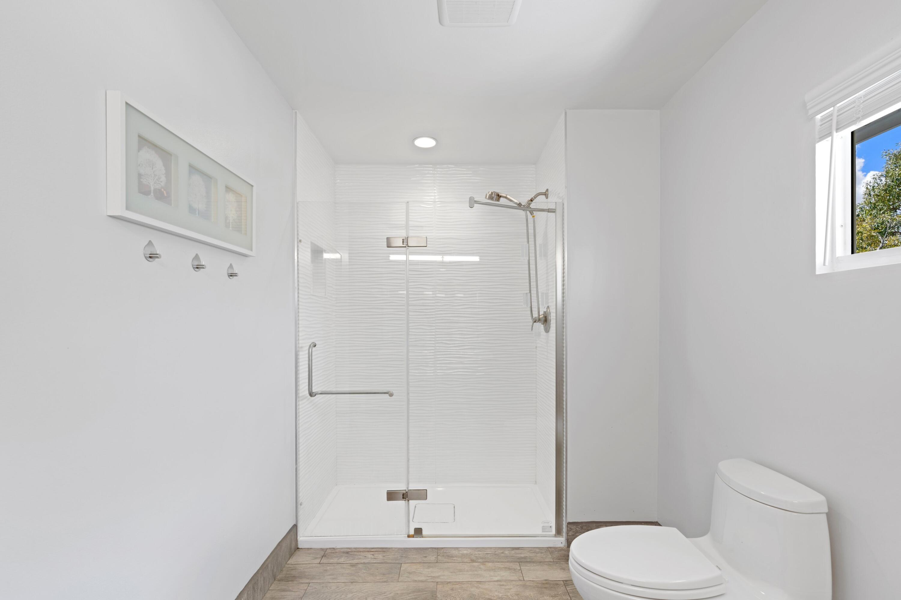 1050 Northwest 5th Avenue Boca Raton, FL 33432 - Photo 16 of 32 Master Bathroom