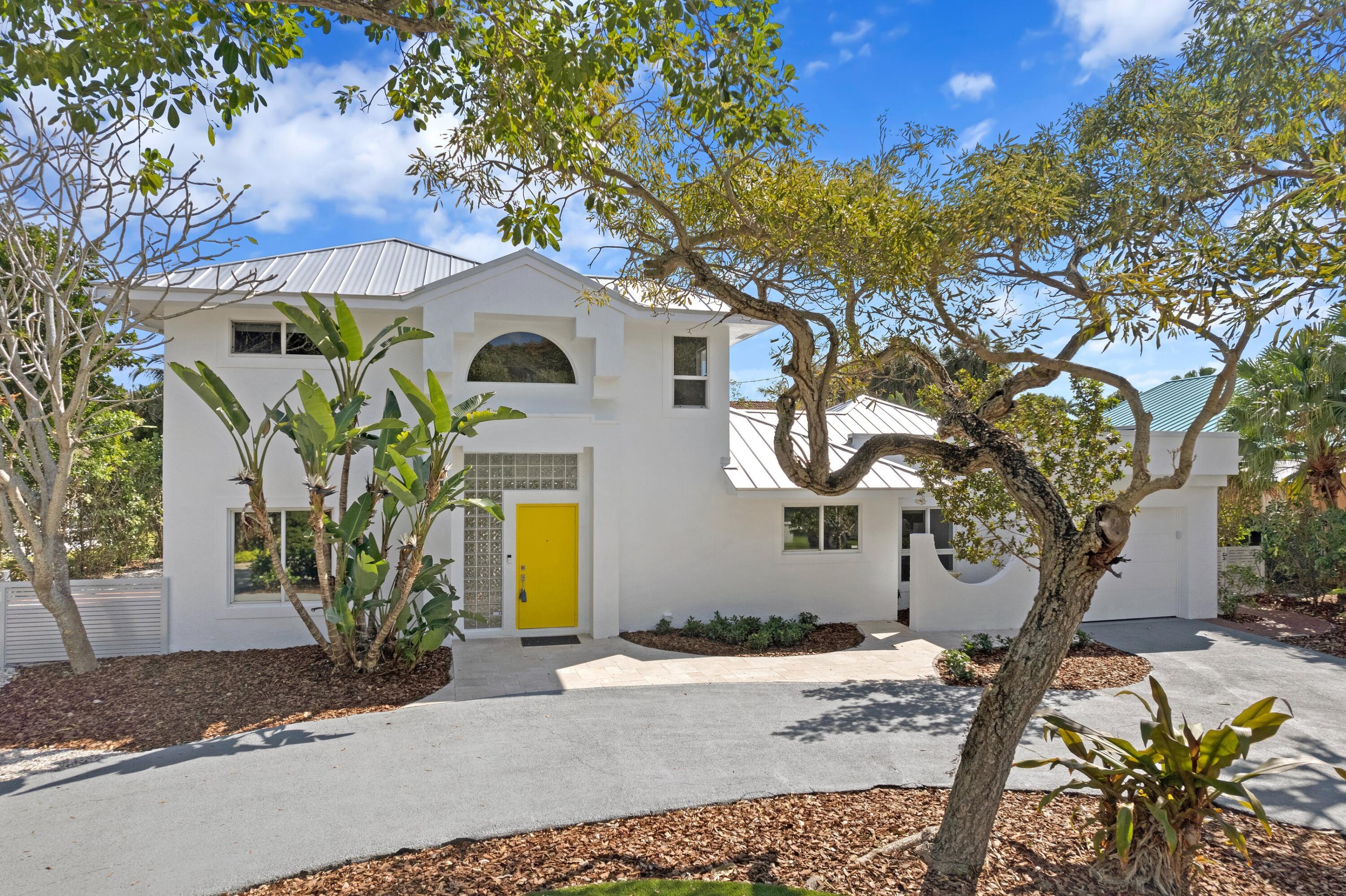 1050 Northwest 5th Avenue Boca Raton, FL 33432 - Photo 2 of 32 Front Exterior