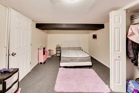 $255,000 | 6751 South St Lawrence Avenue, Chicago, IL 60637