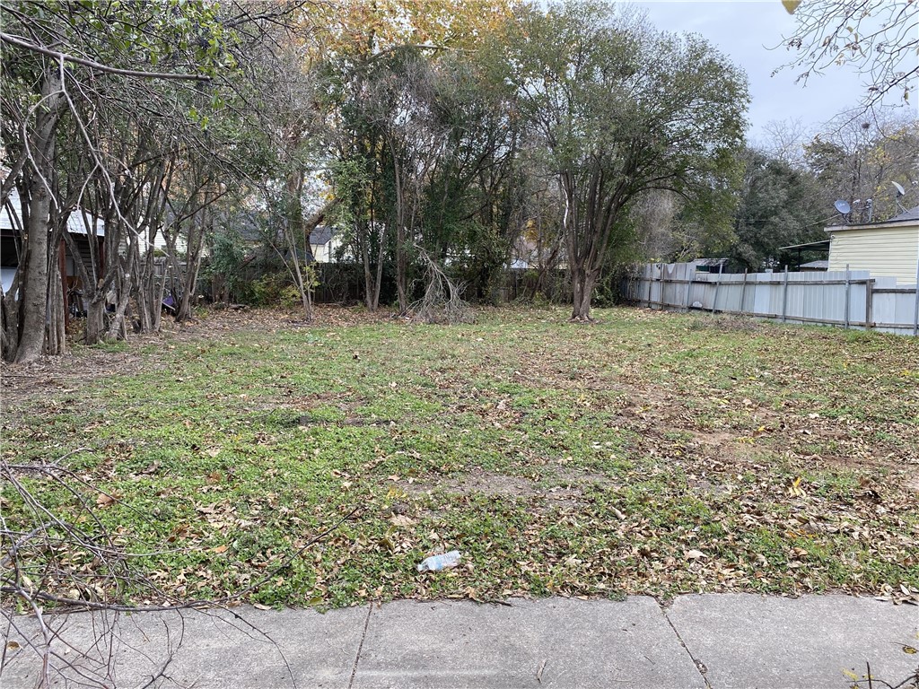 1109 North 34th Street Waco, TX 76710 - Photo 2 of 4