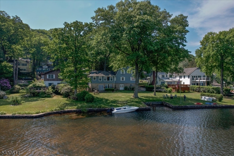 63 East Shore Road Denville, NJ 07834 - Photo 32 of 44