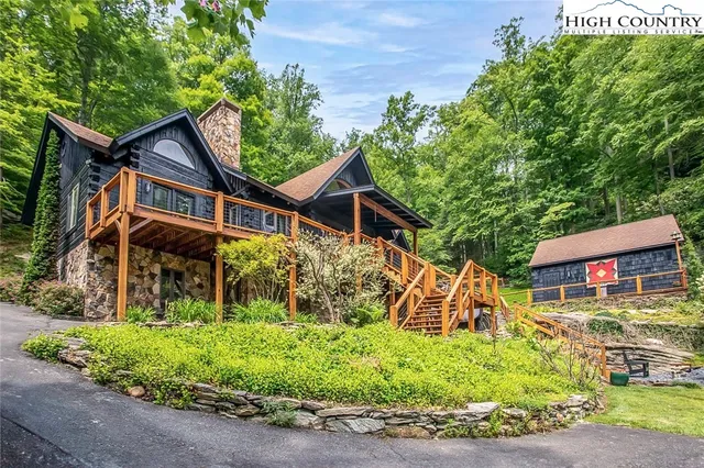 a view of house with a outdoor space